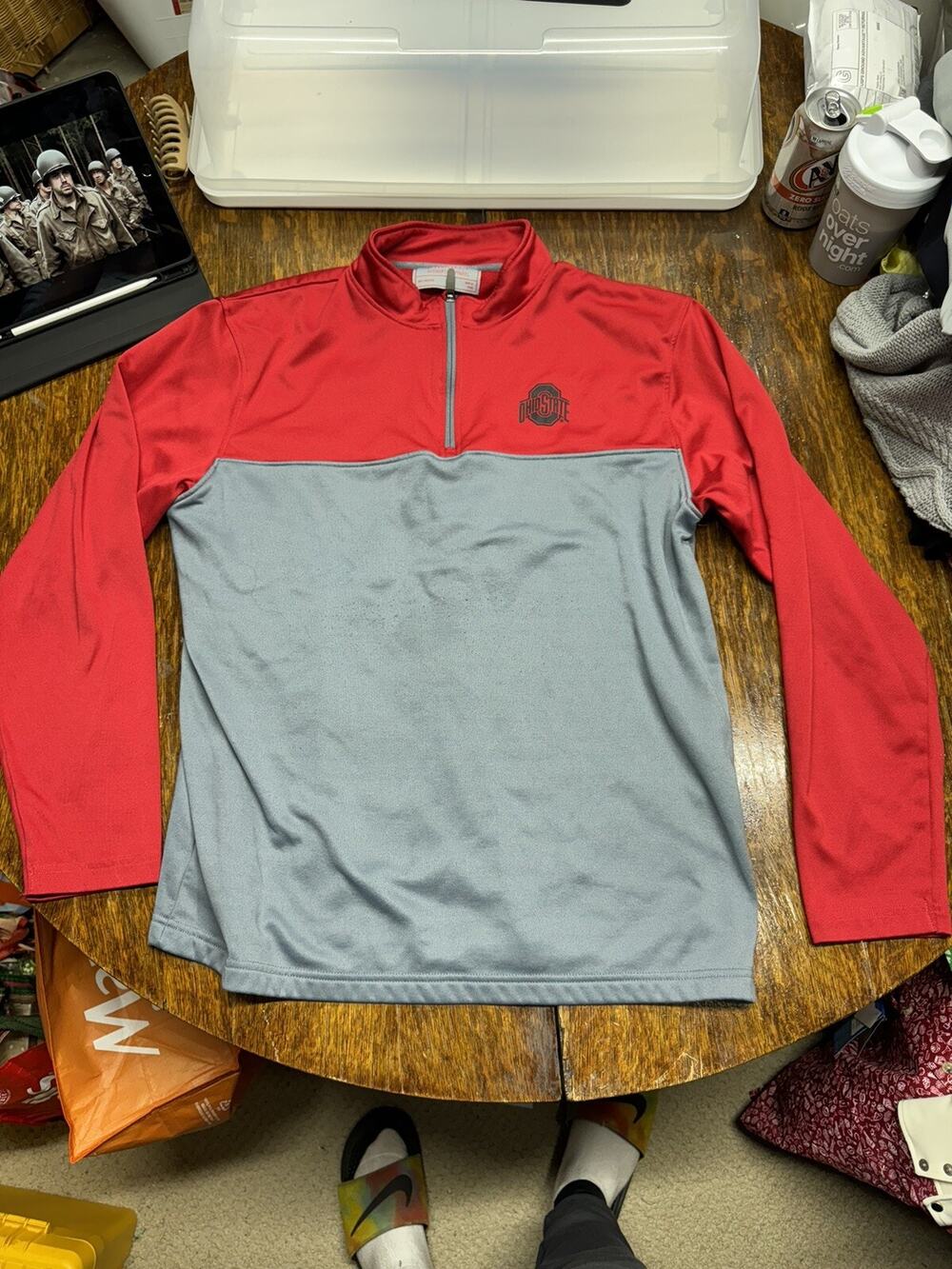 ohio state buckeyes 1/4 zip pullover Red Gray Logo Chest Soft Comfy Size Large